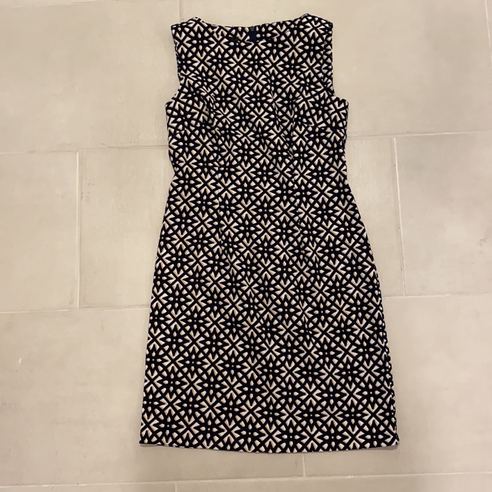 Pattern dress
